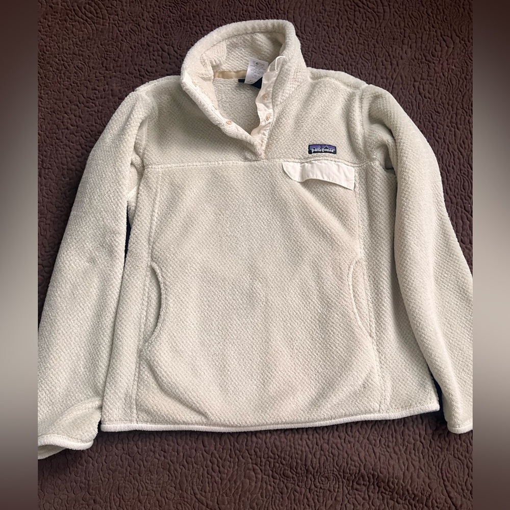 Women’s Patagonia Pullover Size Medium